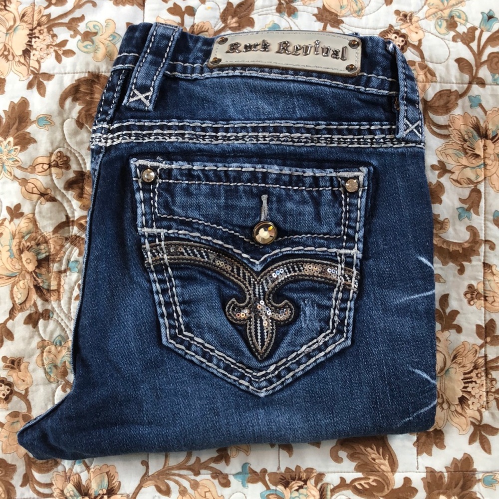 Rock revival straight leg jeans